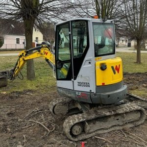 foto 3t Mini kettenbagger Wacker Neuson EZ26