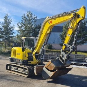 foto 9t kettenbagger gummi offset Wacker Neuson ET90